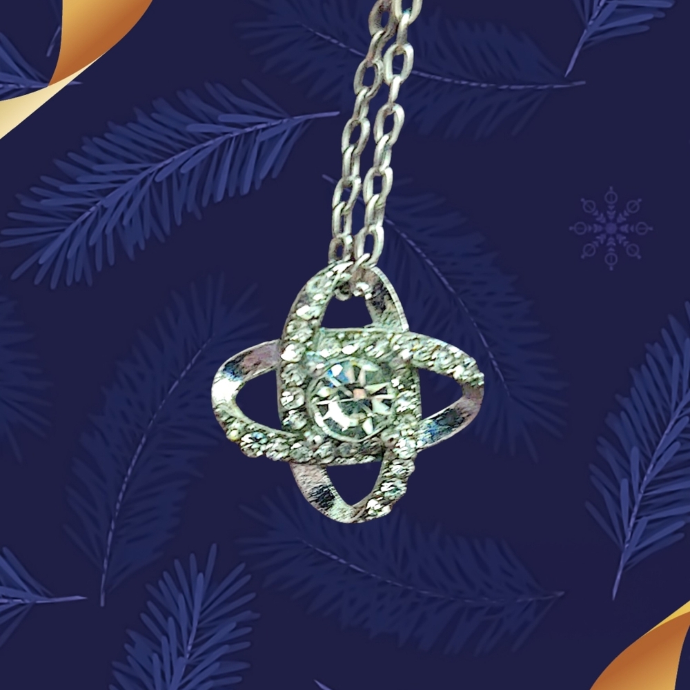 Atomic Star Rhinestone Pendant Necklace